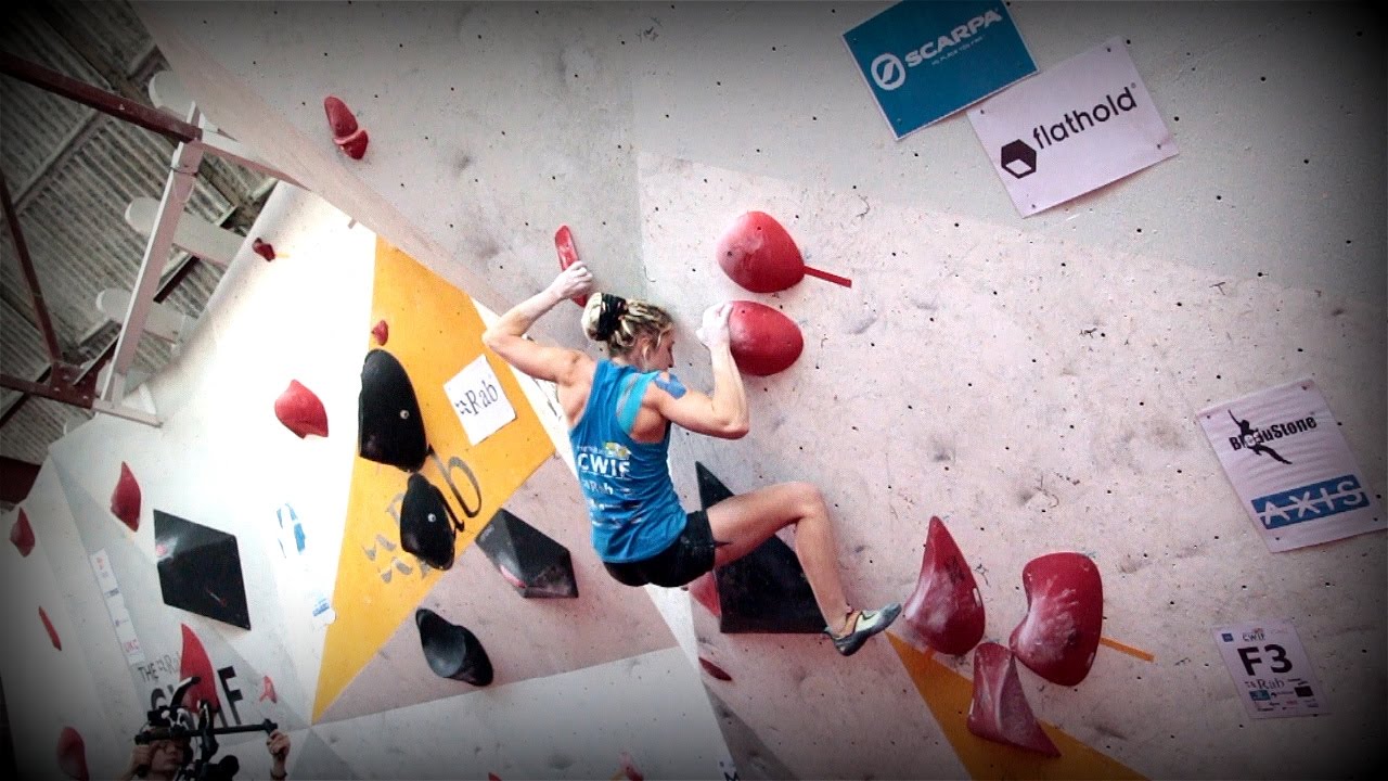 Uncut: Michaela Tracy crushing at the Rab CWIF semis