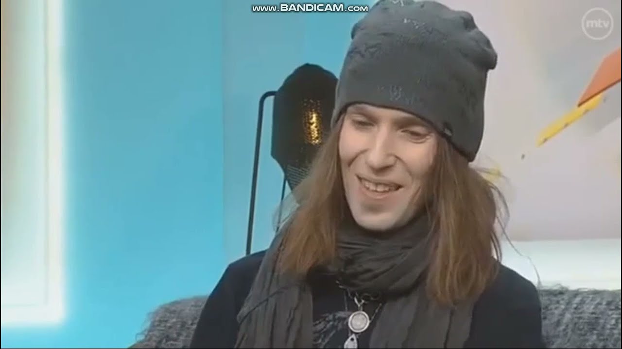 Alexi Laiho interview about the book Error - Mielen häiriöitä - in Finnish 2016