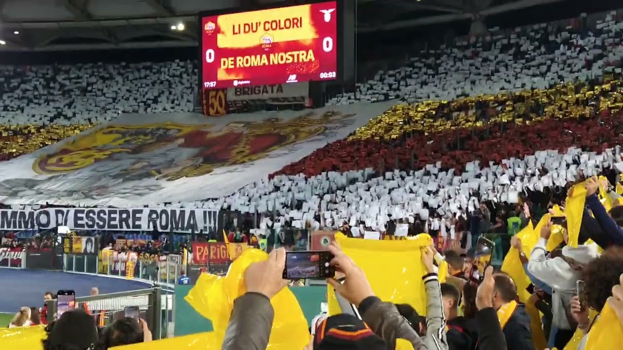 Roma-Lazio 0-1 (6.11.2022): Curva Sud and stadium choreography