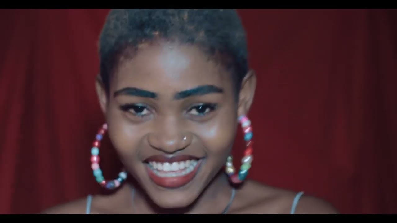 Dogo Zuuh Mganga ( Official Music Video )