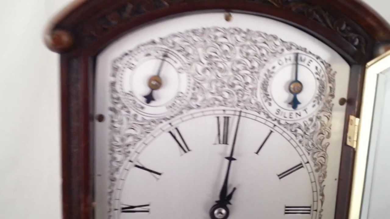 Antique Victorian mahogany bracket clock
