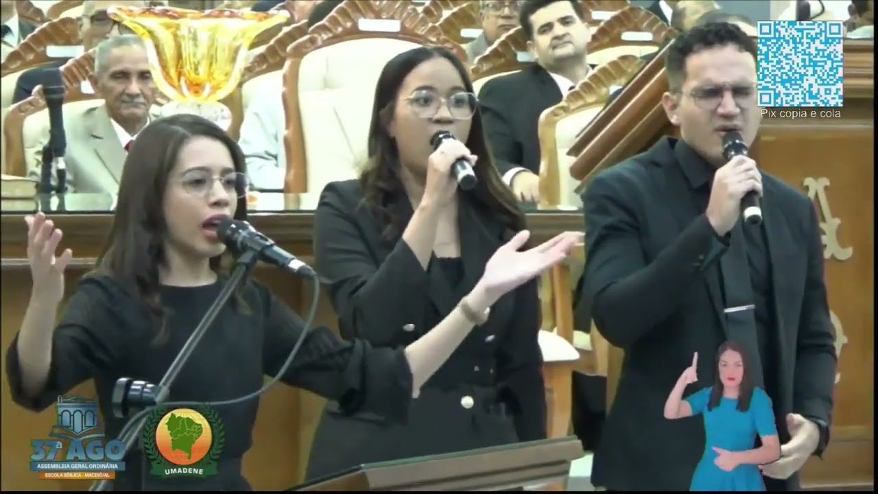 Sou Deus  - Eliã Oliveira
