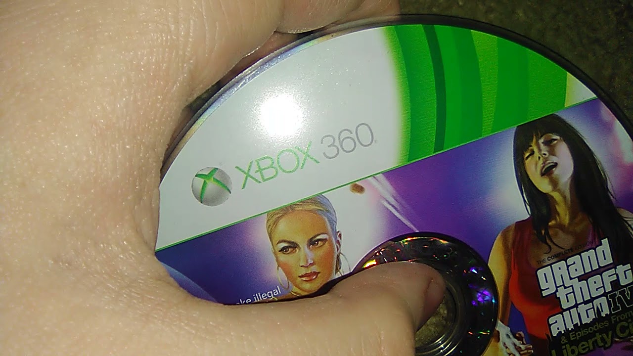 2 Game Discs I'm Planning On Throwing It Away