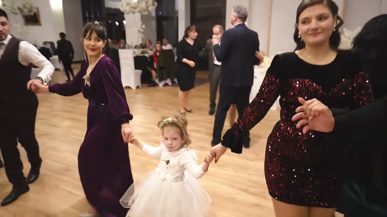 FORMATIA  NUNTI ONIX RADAUTI