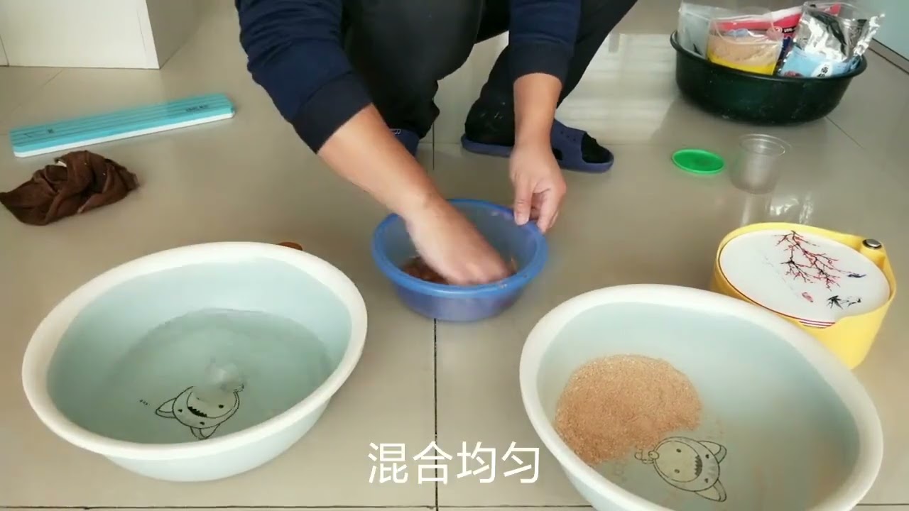 效果十分霸道的自用小鲫鱼拉饵配方和开饵方法