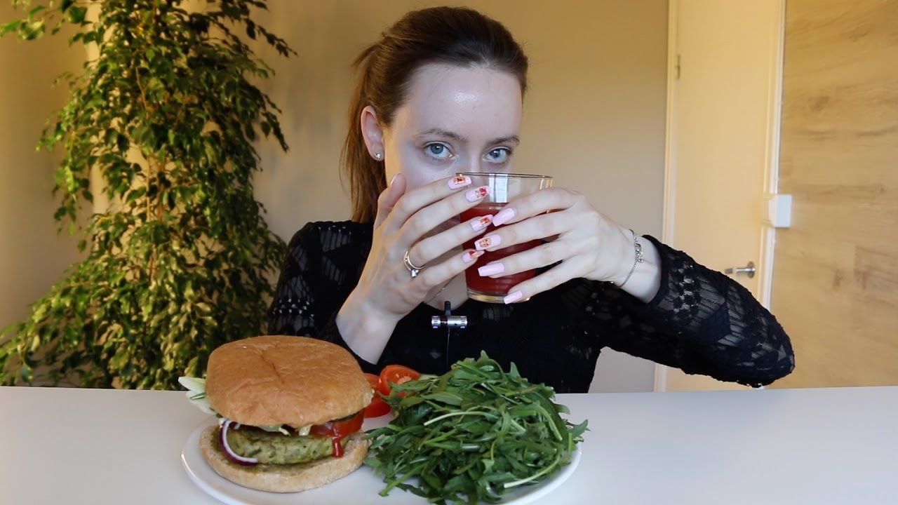 ASMR Whisper Eating Sounds | Hamburger