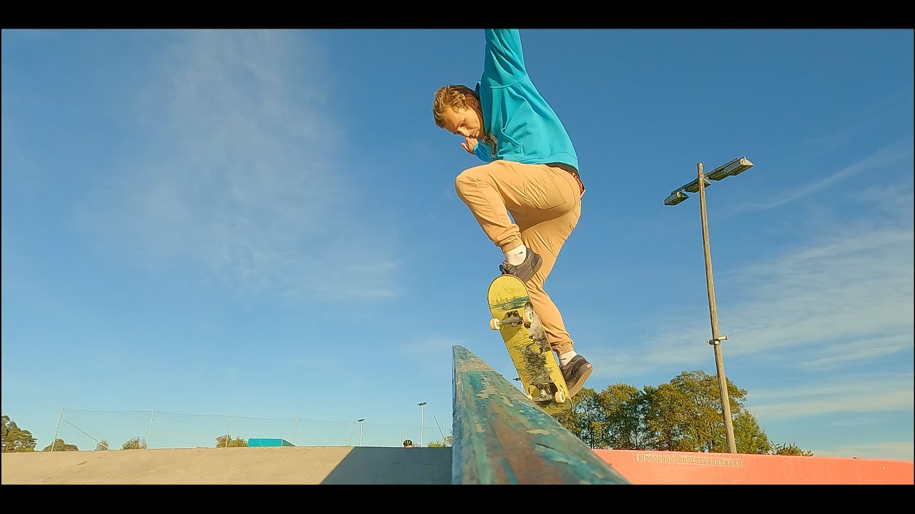 Epic skateboarding by Mats Engen - Holmestrand Skatepark