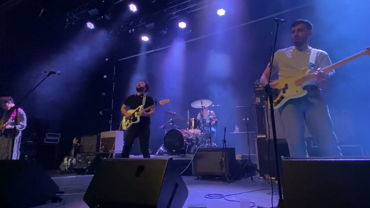 Commuter LIVE@Gagarin205,Athens,04.11.2023