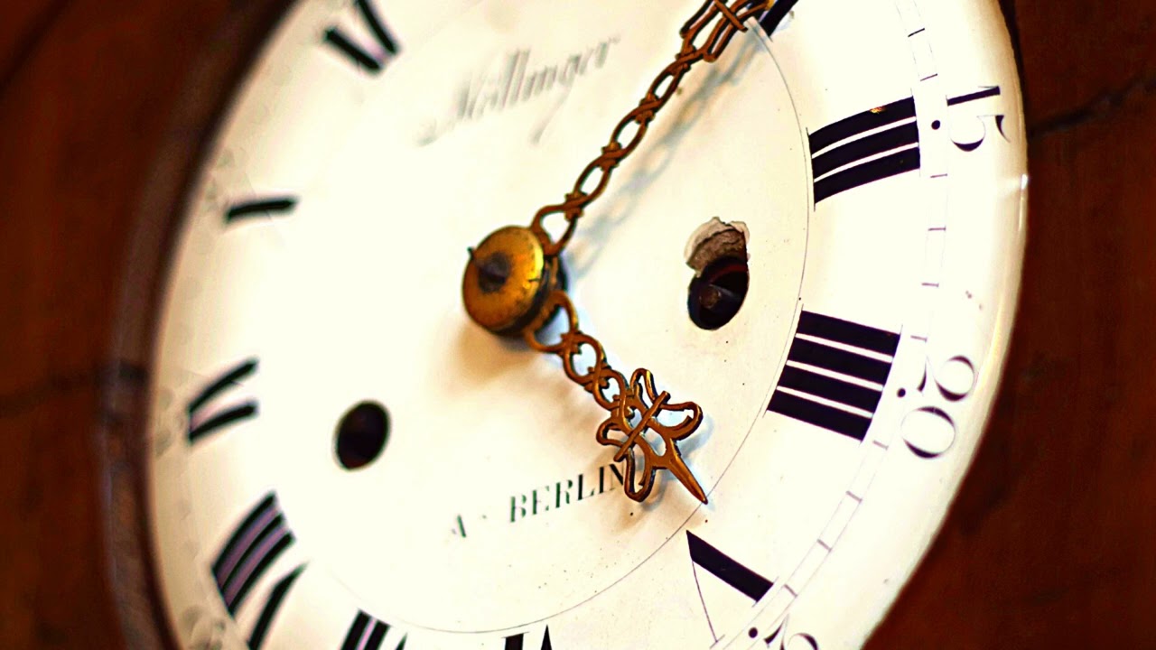 CLOCK TICKING | 19th Century German Antique [CHIMES]
