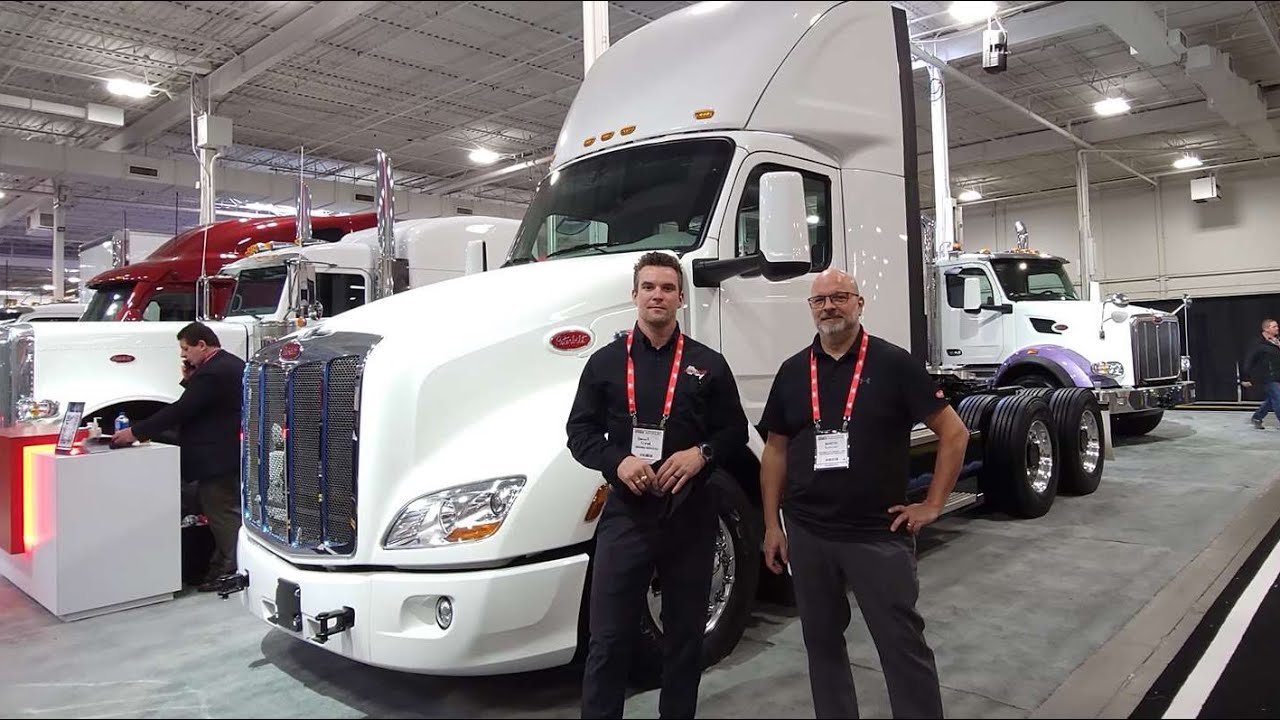 2022 Peterbilt 579EV Truck Review 579 EV Tractor - TruckWorld 2022