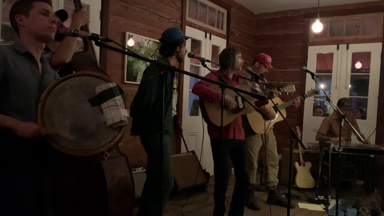 Dean Johnson and the Deslondes