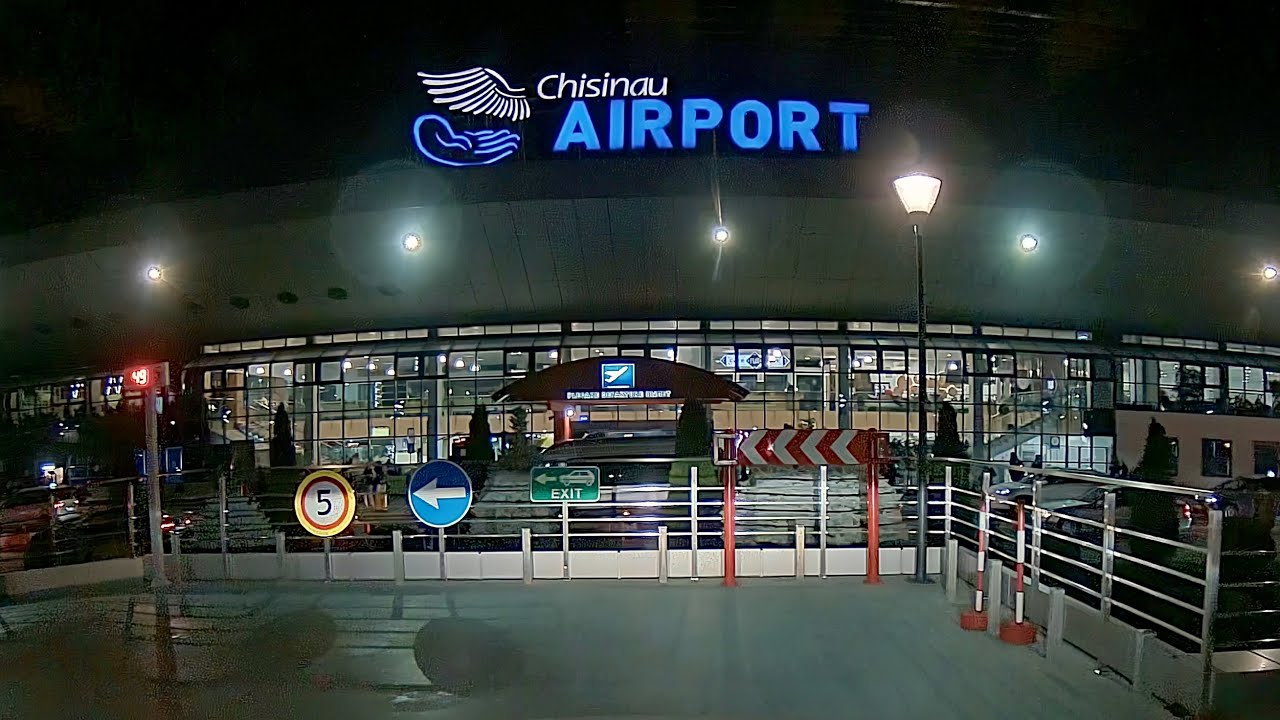 Night Drive from Straseni to Chisinau International Airport | 01/11/2025
