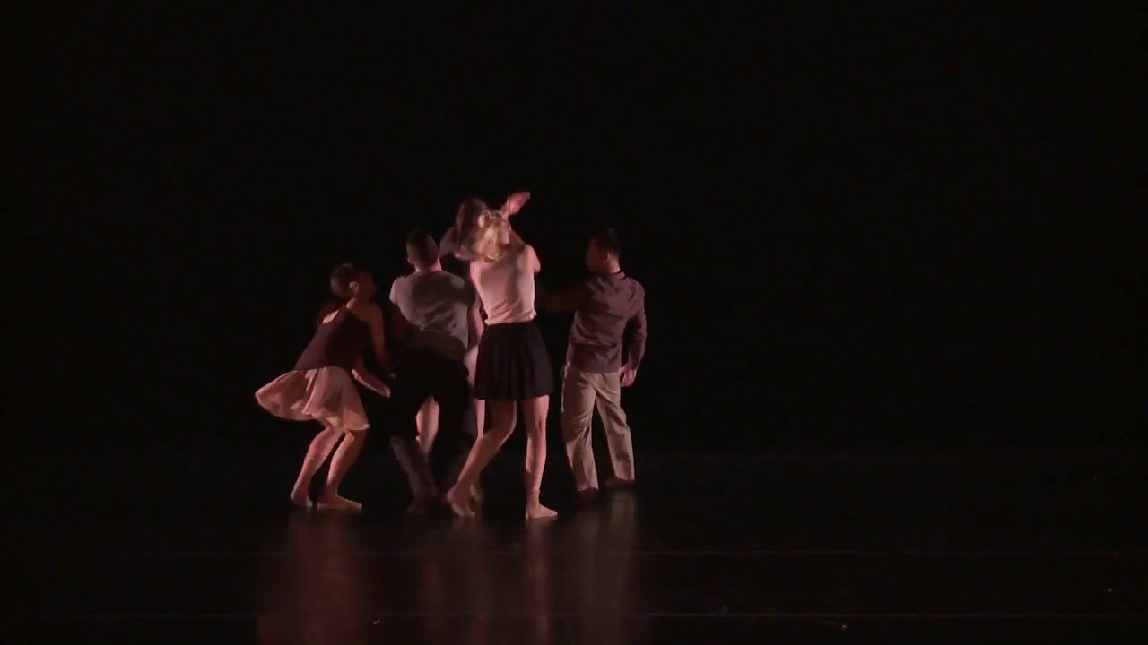 LET'S DANCE CLUB: Compañía Danza Contemporánea ''Company E''. Coreografía por Thomas Noone.