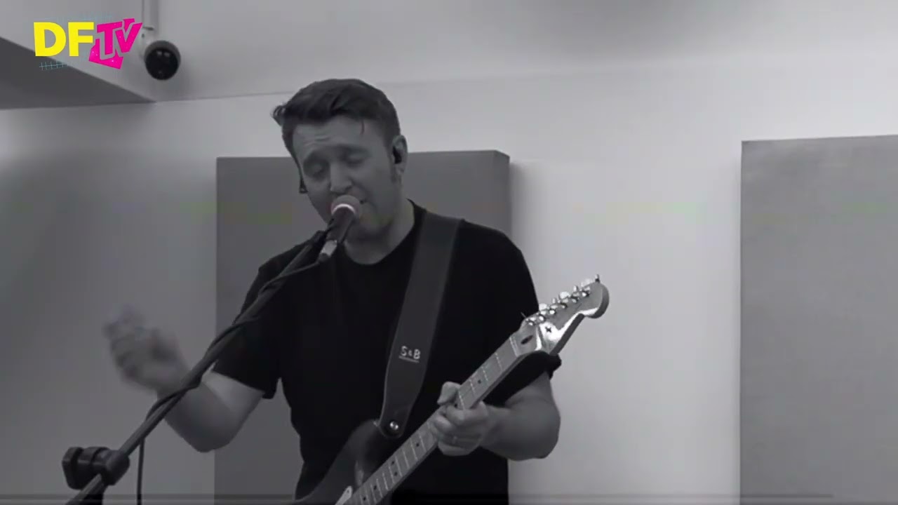 The Dolly Falls &ndash; Live Looping Garage Rock Session &ndash; Hold On Tight #LiveSession #NewMusic