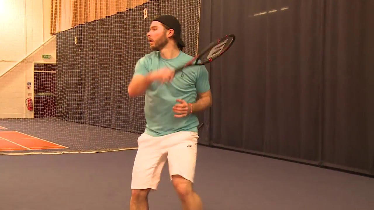 Wilson Burn FST 99 & 99S Tennis Racket Review | Stringers' World