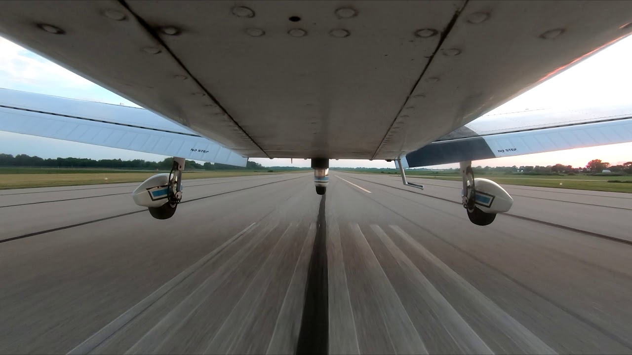 Low Pass In Ground Effect At Near Minimum Speed For Better Landings