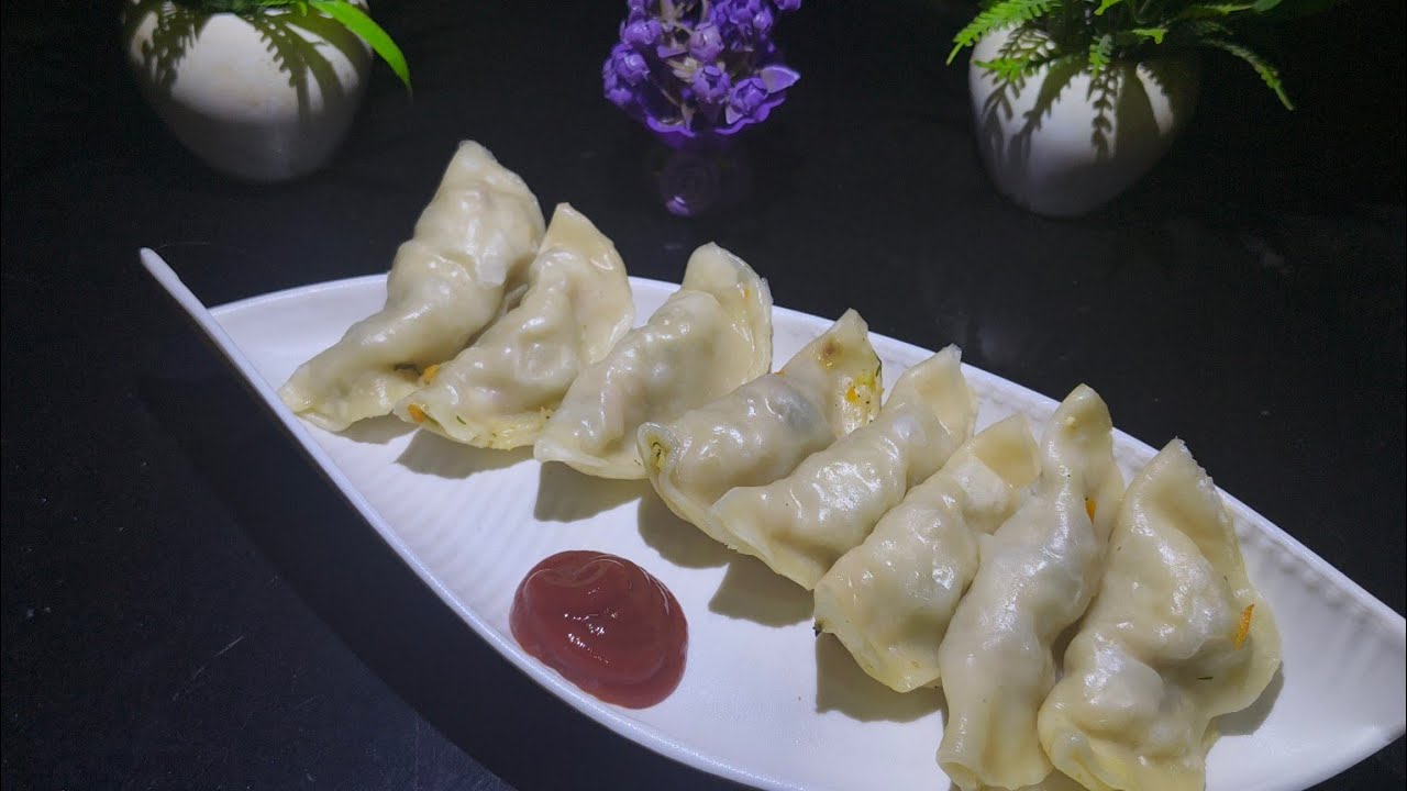 Home made chicken 😋🐔 momos recipe 🥰 how to make chicken momos recipe 😍😋