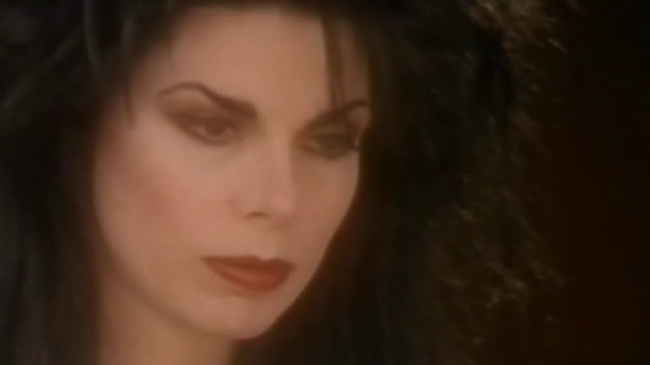 The Sisters of Mercy @ Floodland (Full Album)