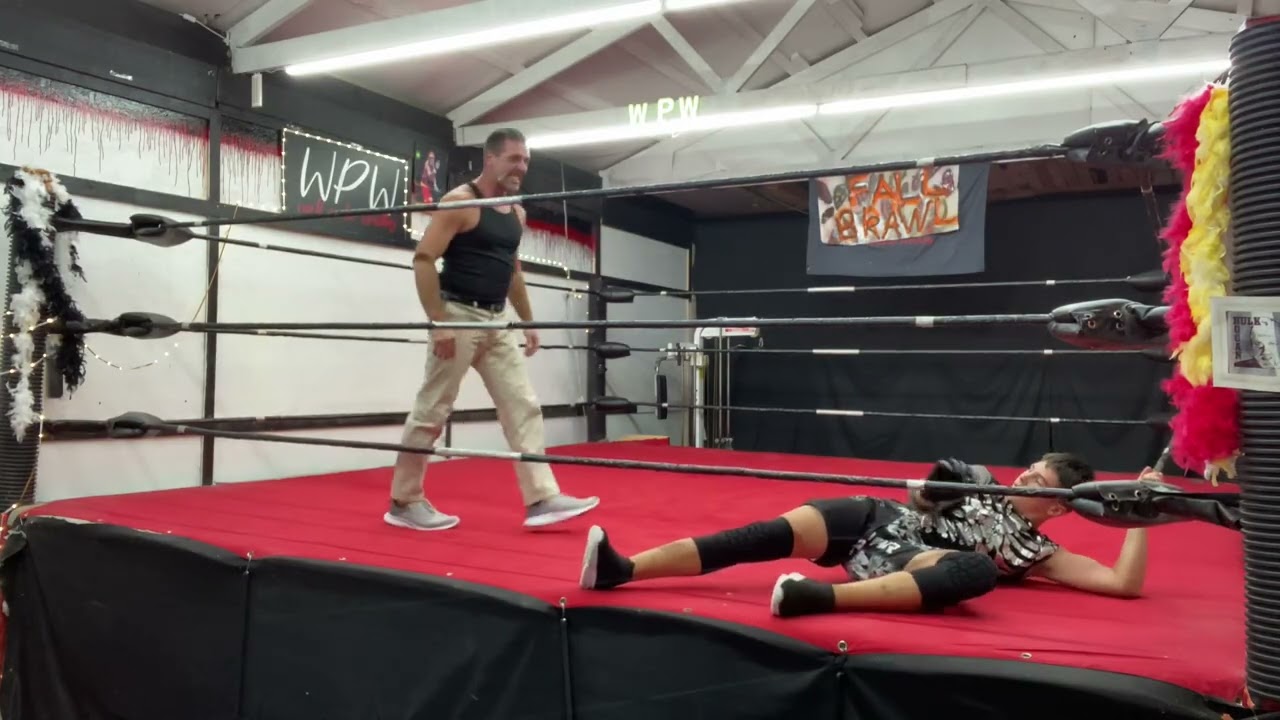 Fall brawl match 1