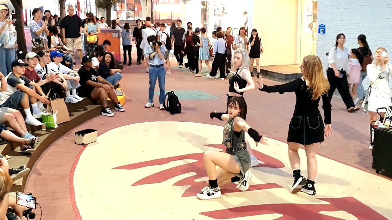 [STREET ARTIST] BLACK MIST. INTERACTIVE HONGDAE BUSKING. 240811.