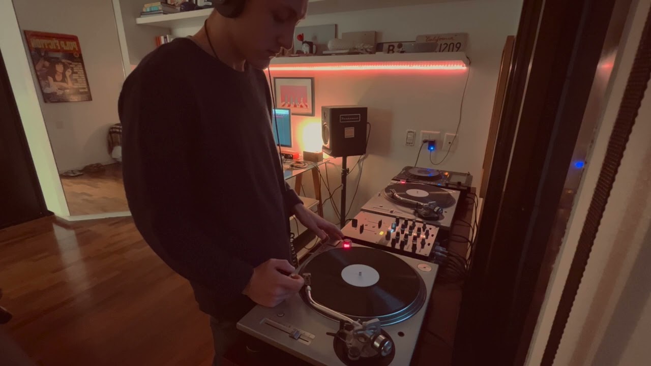 Deep House Vinyl Mixset (September 29th, 2023)