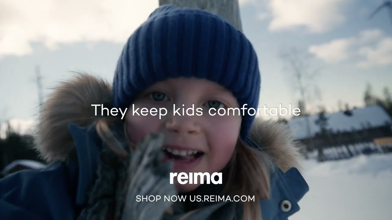 Reima snowsuits - parenting hack for the freedom to play outside in any weather.#kidswear #snowsuits