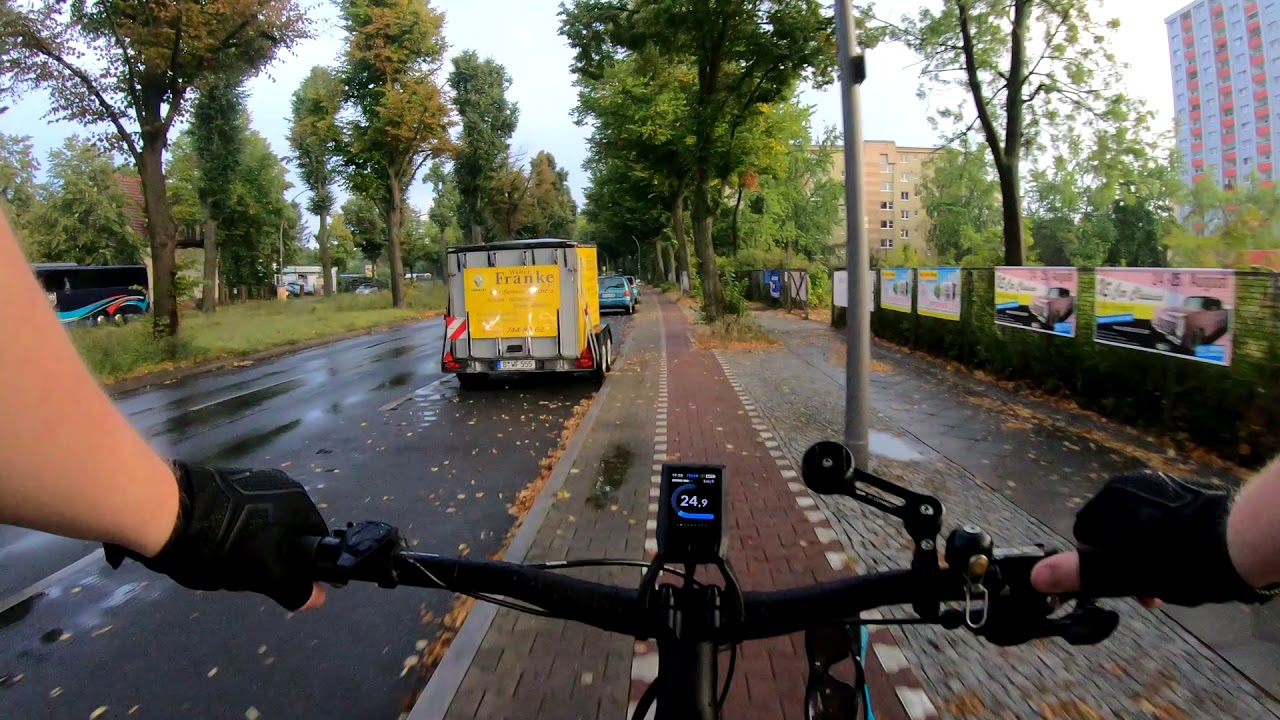 E Bike Tour Im Regen ist es Nass