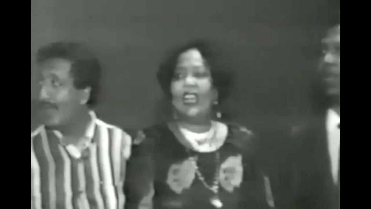 Q,1aad. xassan aadan samatar iyo shamsa cumar(AHUN)abu dhabi  14/11/1985