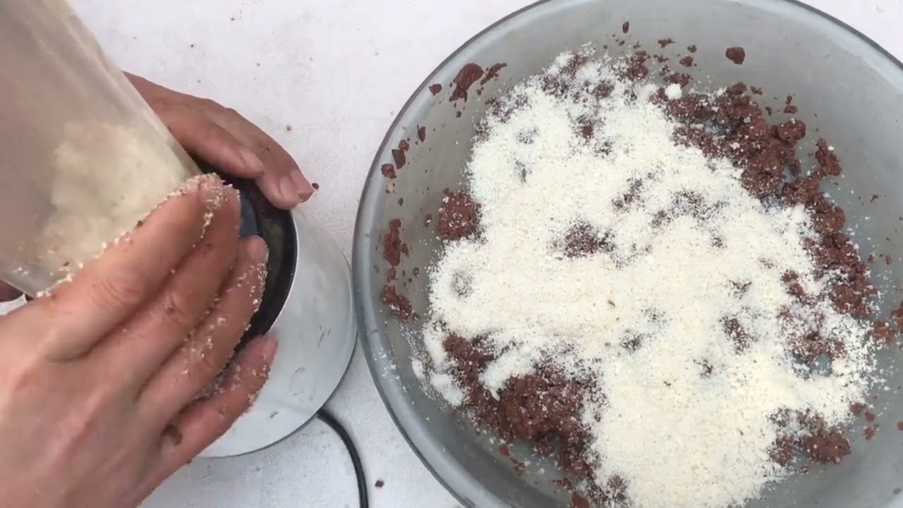 鲢鳙饵料不要买了，看完这套自制教程，自个也能做出来，量大省钱钓鱼人必看