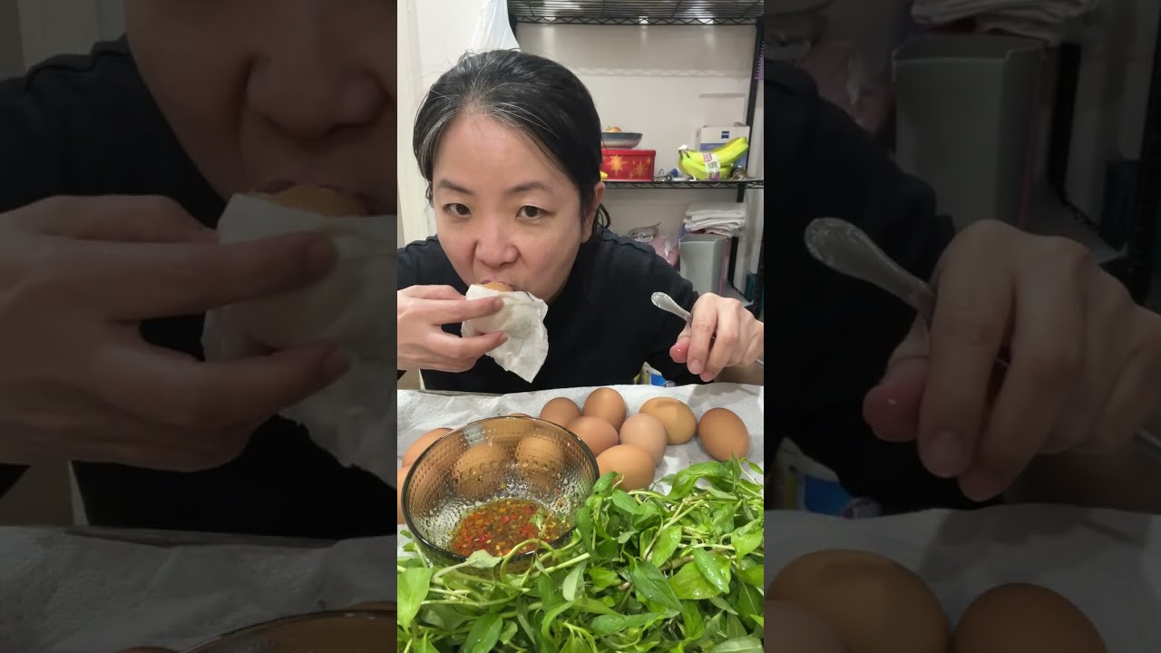 Em mời cả nhà ăn hột gà lộn với em 
