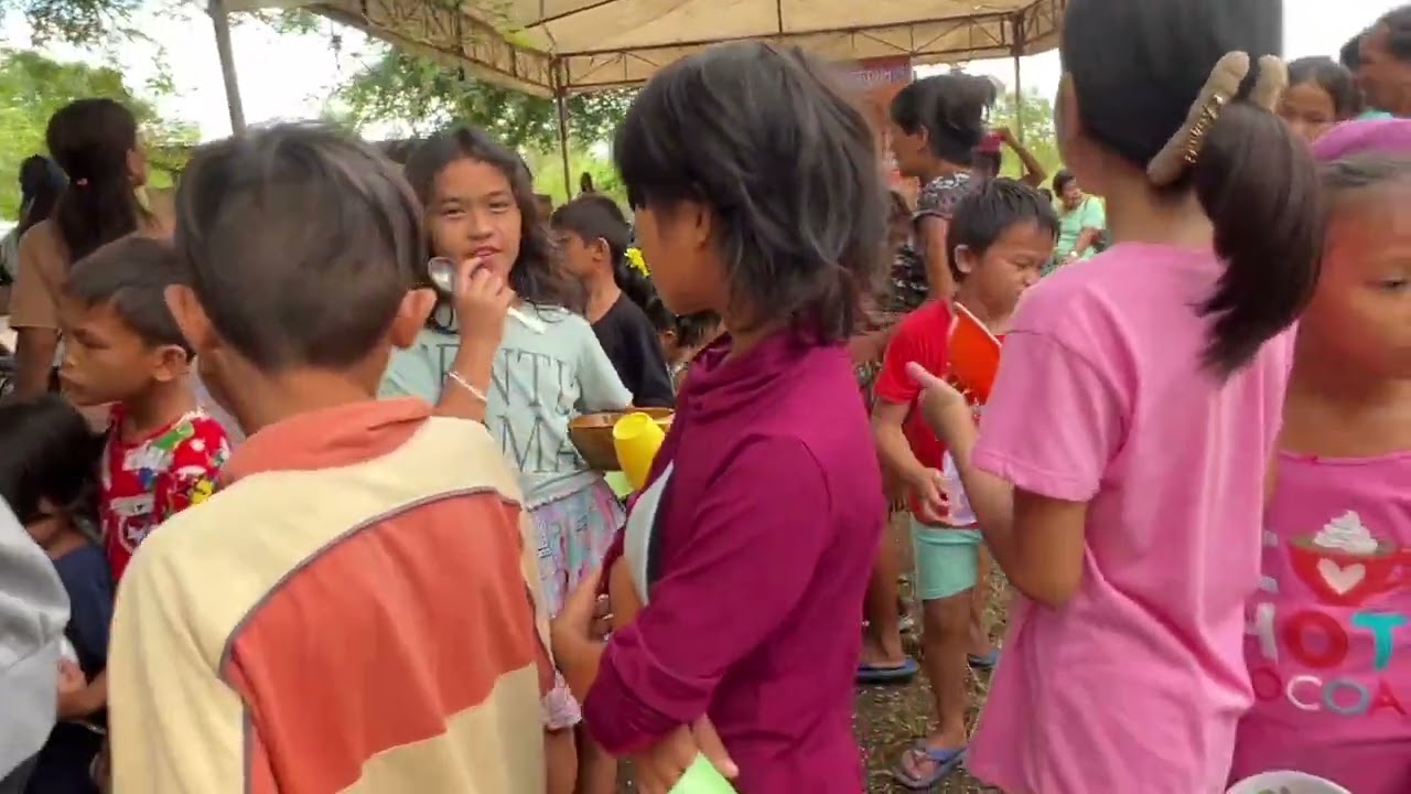 Lugaw Feeding January 2026 with pabigas and ice cream #communityservice #feeding 
