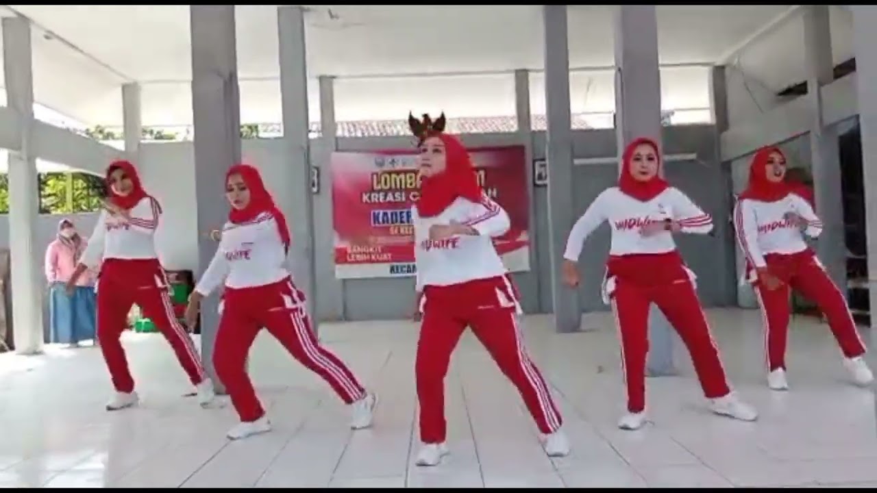 Senam Kreasi Cuci Tangan Terbaik Puskesmas Wangkal, Kecamatan Gading, kabupaten Probolinggo