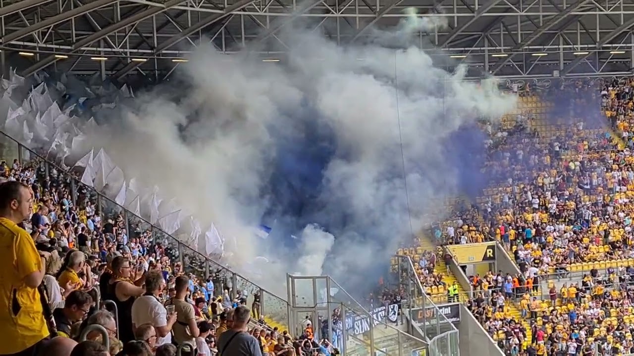 SG Dynamo Dresden - TSV 1860 München Intro 1860