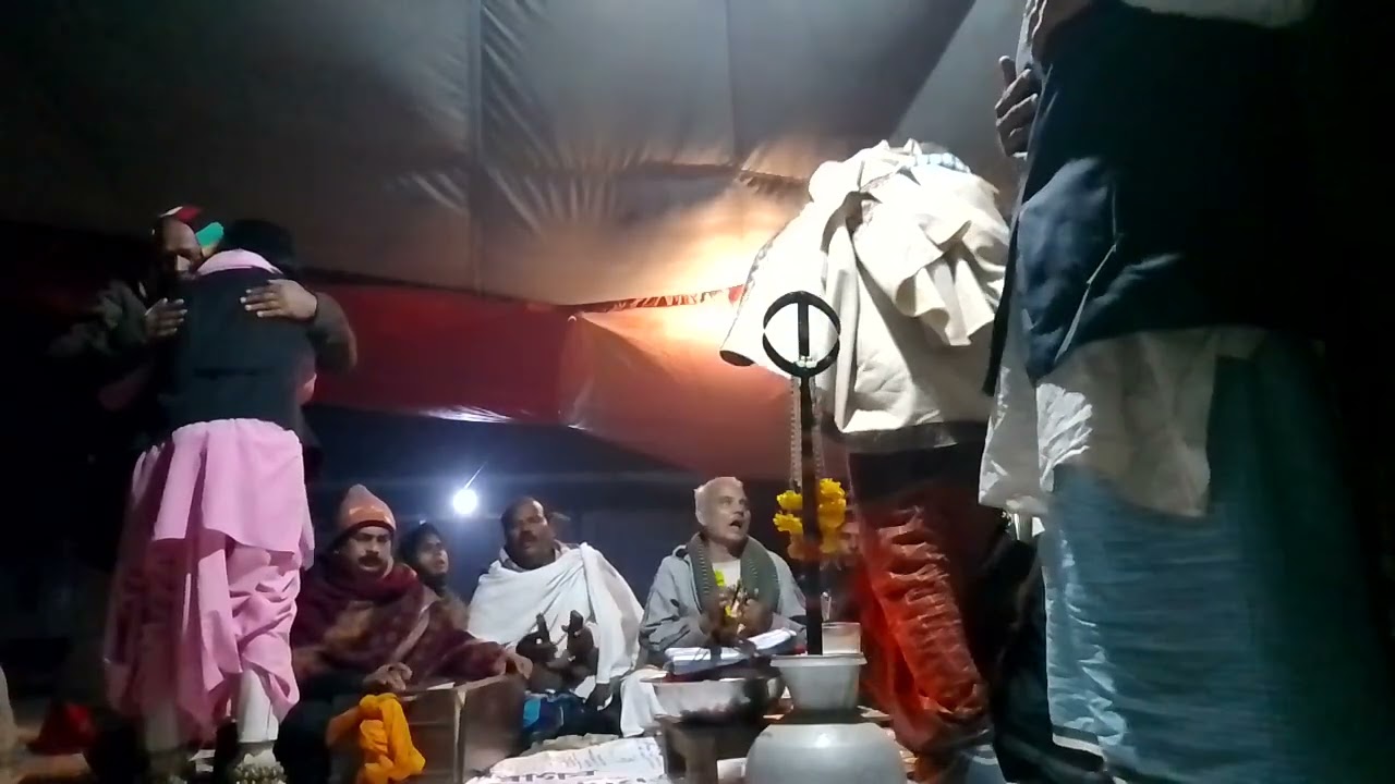 আজ বড় নিদানে পড়িয়া ডাকিরে দয়াল চান তুমি রহিলা কোথায়ওরে দয়াল চান। শিল্পী সাইফুল গায়েন।
