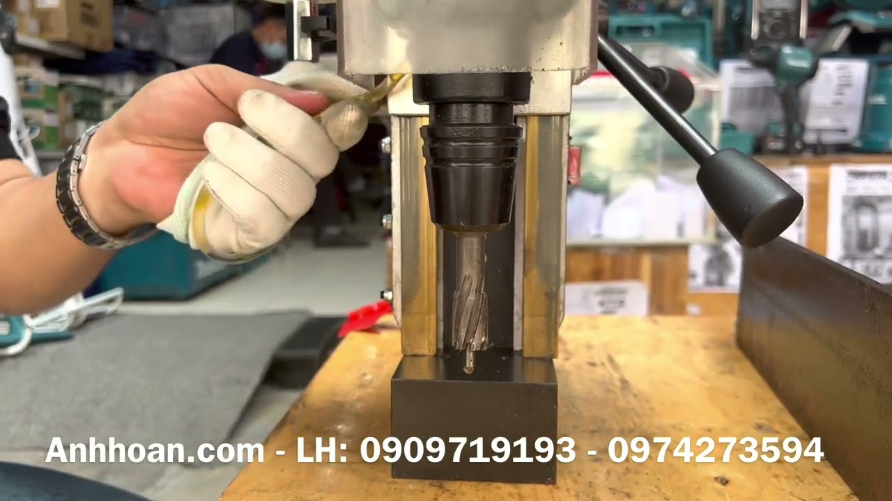 Máy khoan đế từ Makita HB350 (Max 35mm)