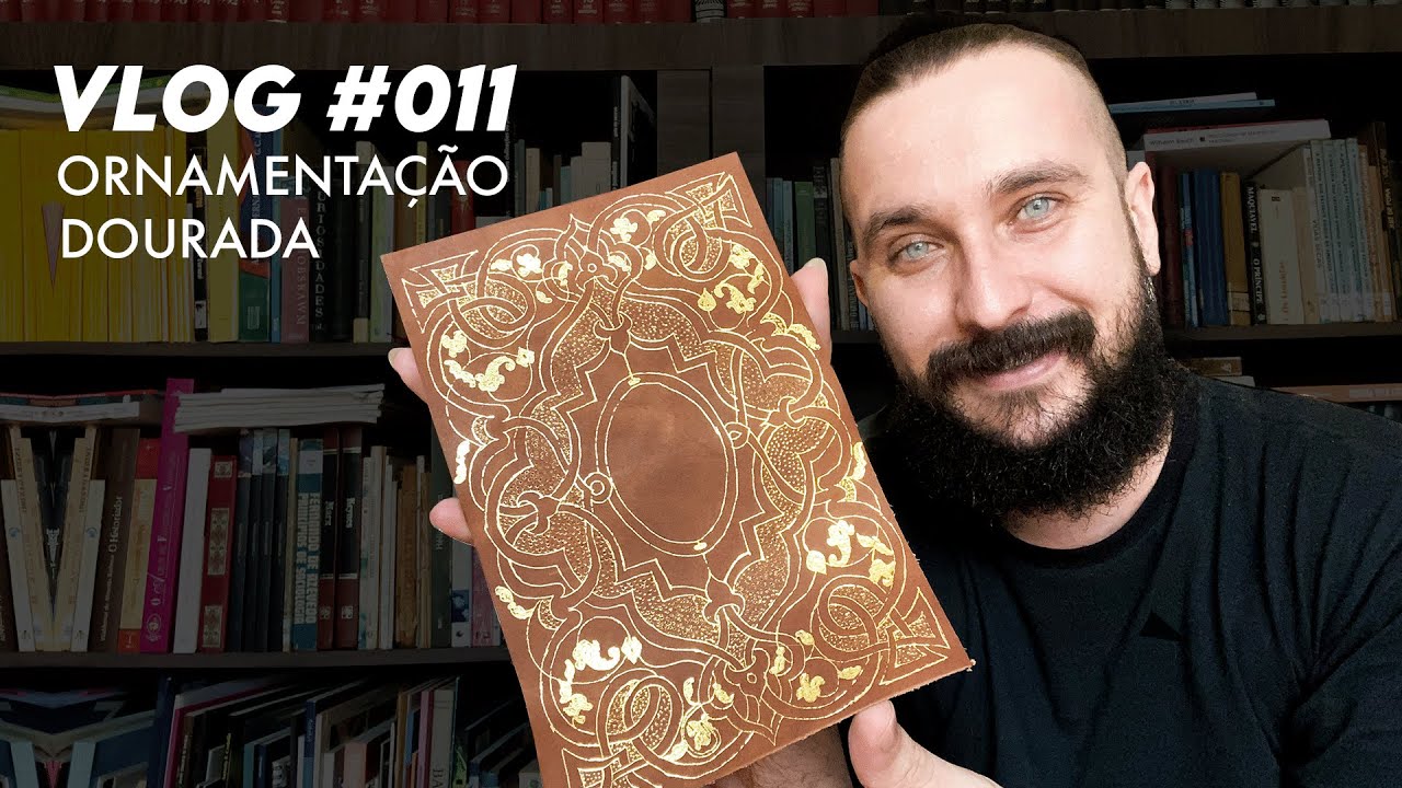 Capa de couro com ornamentos dourados. Testando a Foil Quill - Vlog 011