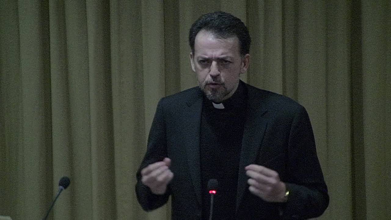 Love Never Fails - Cor Unum - Don Francesco Voltaggio - First Meditation