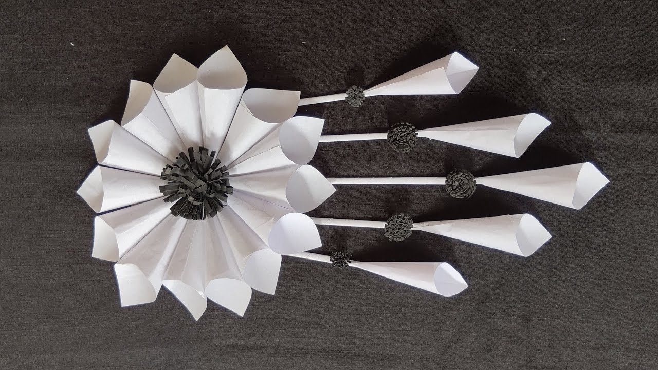 || DIY Simple Wall Hanging || Black & White Wall Decor  ||@CraftyDeepa #diy#homedecor#trendcraft 