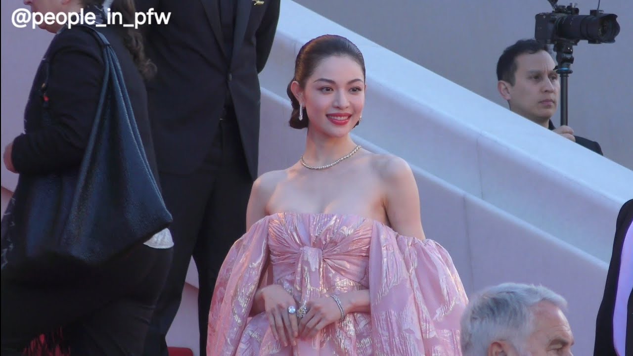 Elaine Zhong Chuxi 钟楚曦 - 