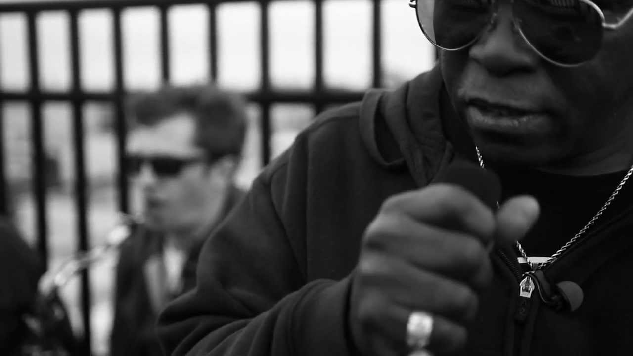 LEE FIELDS & THE EXPRESSIONS: Wish You Were Here