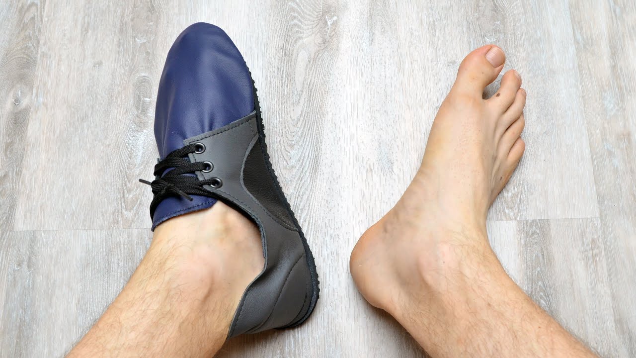 Softstar DASH RunAmoc With vs Without Socks