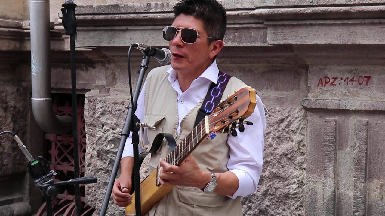 BUSCANDO UN CARIÑO,  CARIÑITO, NO SOMOS NADA. Klever