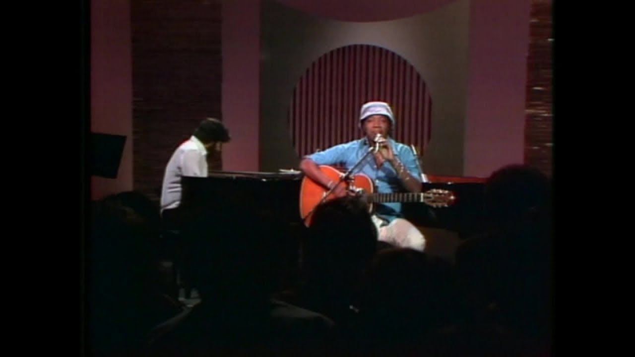 Milton Nascimento Ft. Wagner Tiso - Travessia (Acústico na Suíça) [Ao Vivo]