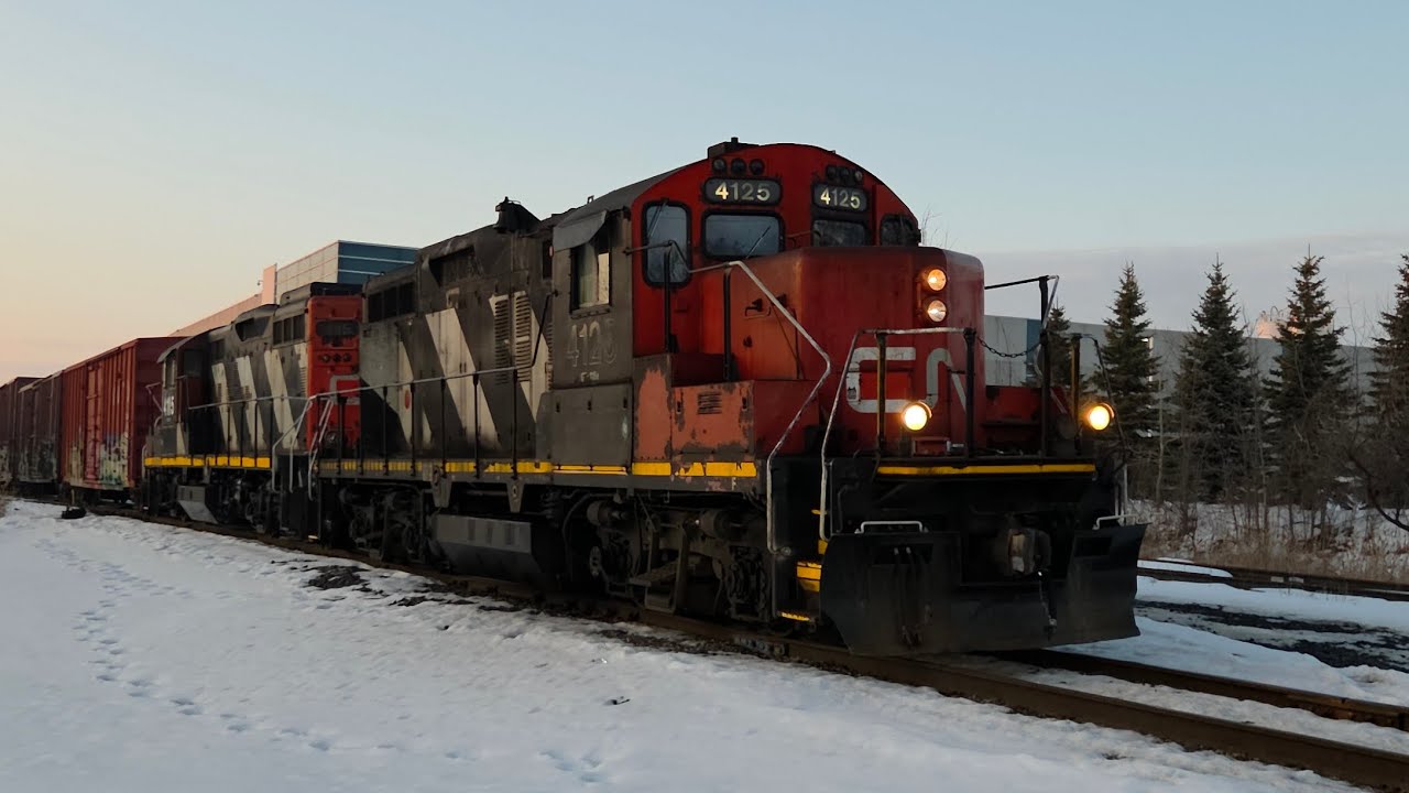 Amazing EMD 567 sounds! CN L551 works the Milton Glass Lead with a GP9 DUO!