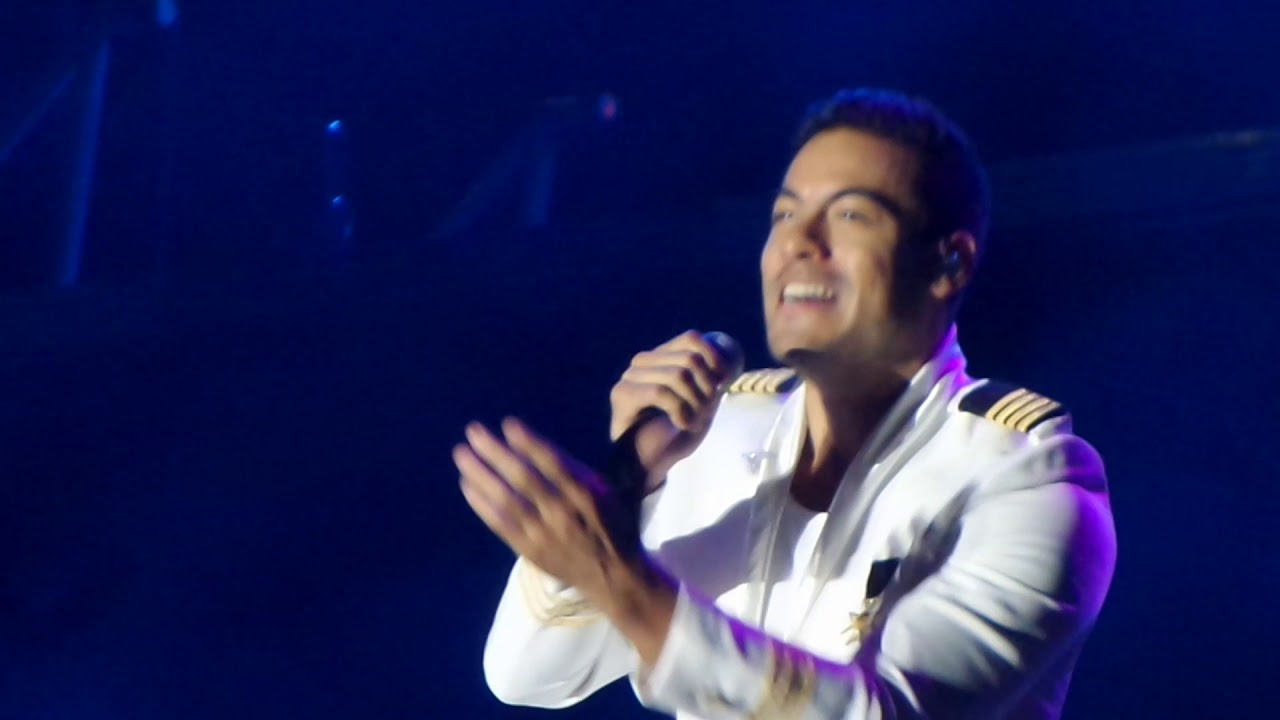 Carlos Rivera canta El triste  en homenaje al Príncipe de la canción José José  Velaria de León.