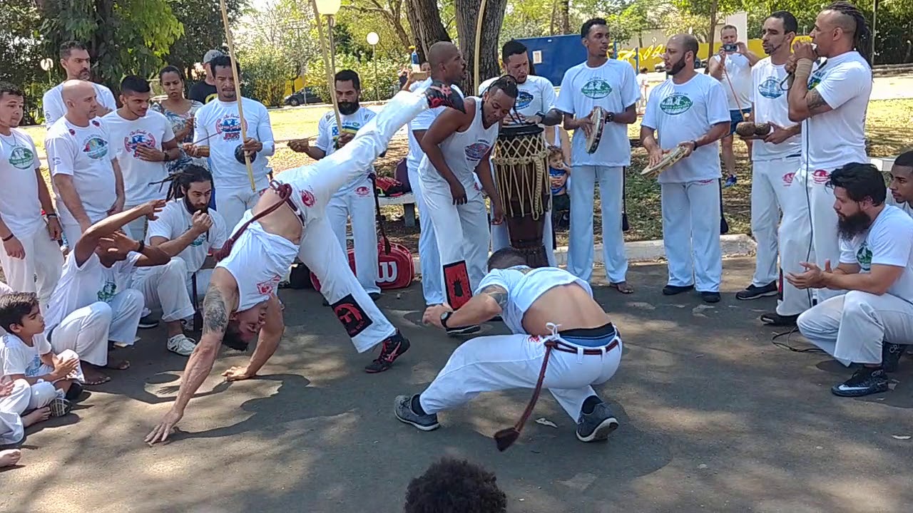 Abadá-capoeira 2019 - mestre charme aulão em Limeira SP - professor bicão instrutor gavião