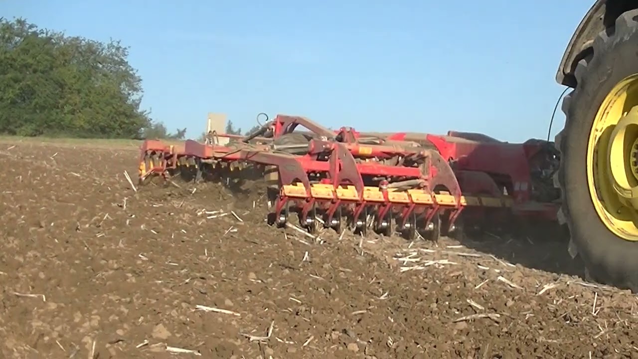 Příprava Půdy 2023 s John Deere 8370R +Vaderstad Top Down 500