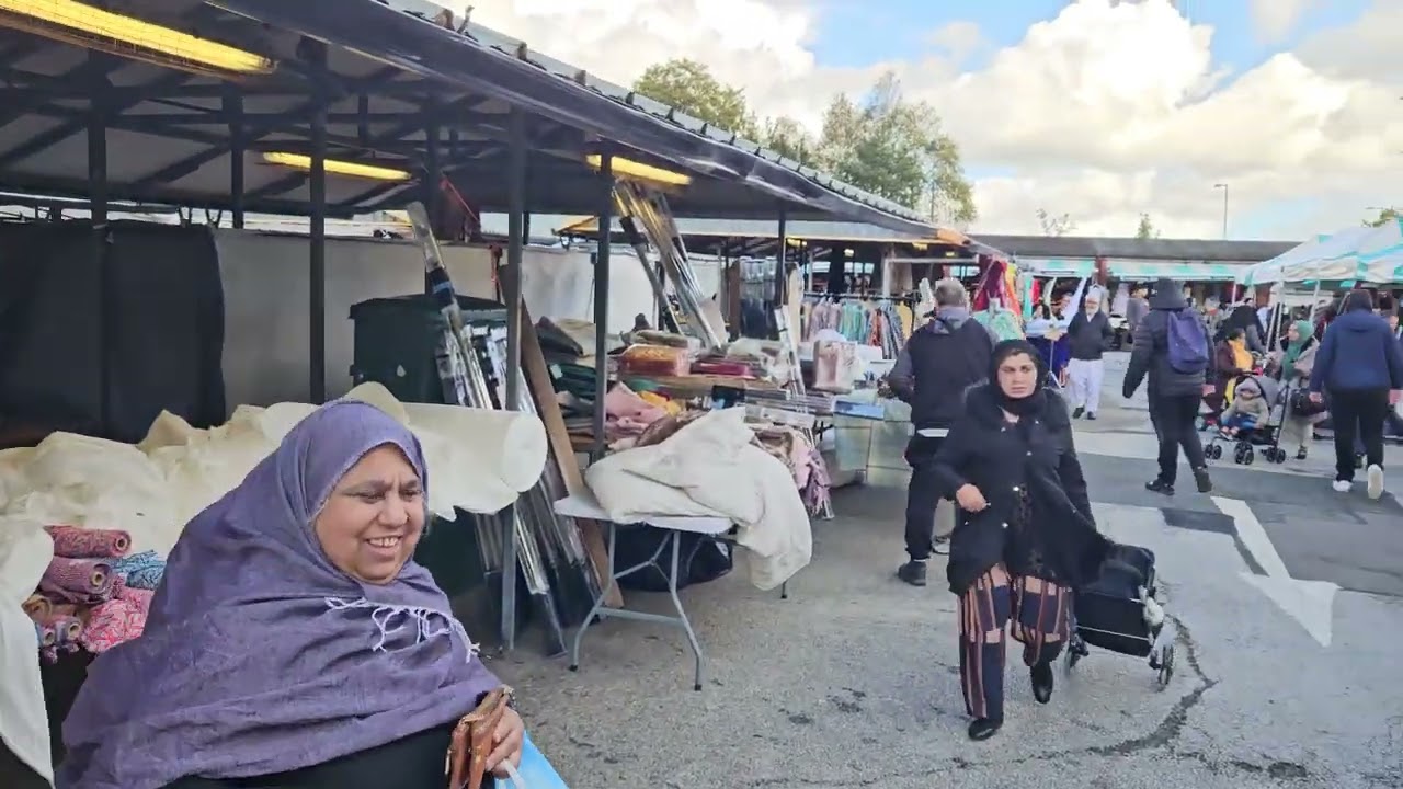 TOMMYFIELD MARKET IN OLDHAM BRIGHT 🌞 AND LOVELY DAY 🇬🇧