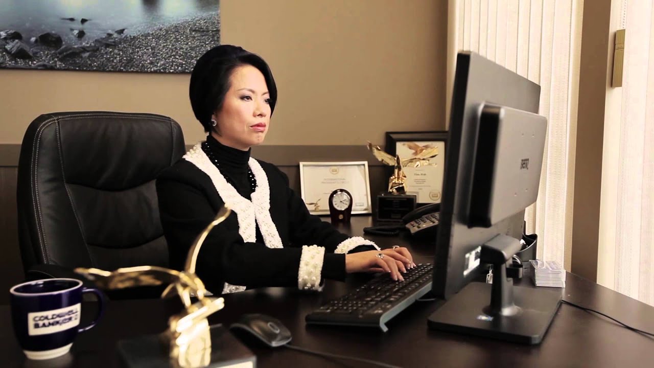 Tina Mak - Coldwell Banker realtor in Vancouver