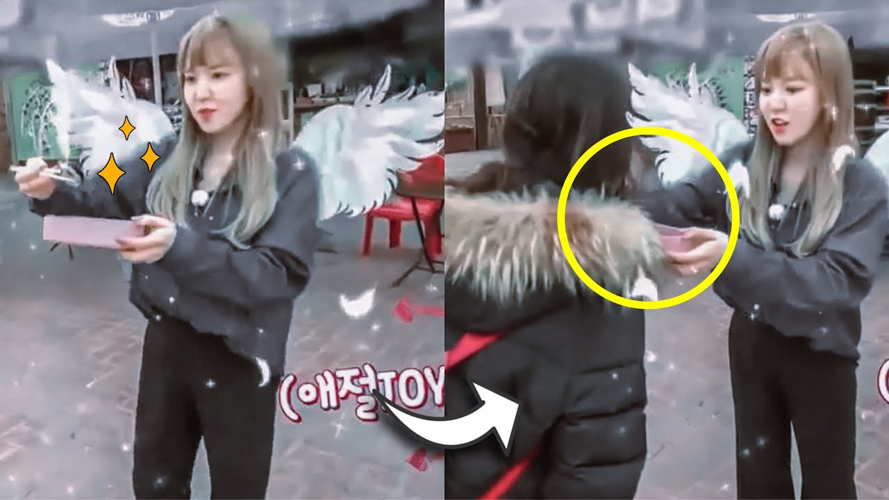 Red velvet cute with staff